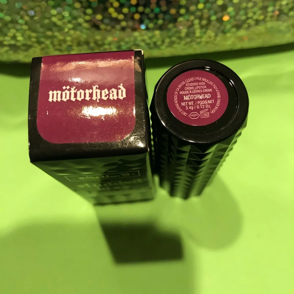 BNIB! Kat Von D Studded Kiss Creme Lipstick in MOTÖRHEAD 💄💋
Discontinued! HTF! - Picture 2 of 5